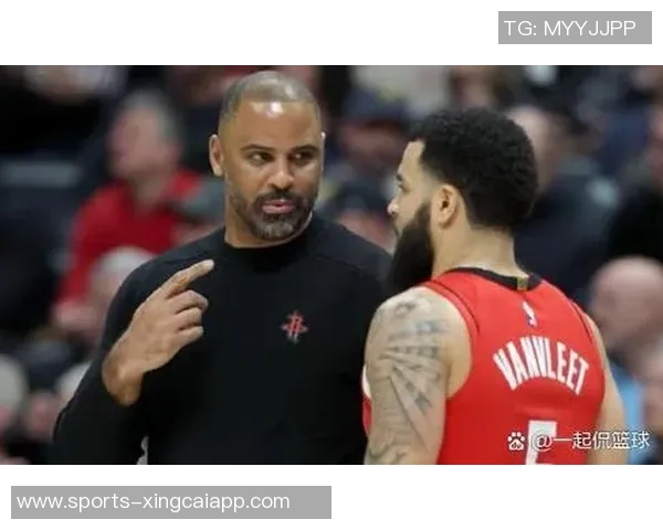 阿门谈范弗里特受伤后心态调整努力成为场上教练并减少失误