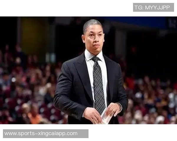 泰伦卢称赞莱昂纳德身体状态良好期待球队能持续保持最佳状态 泰伦卢称赞莱昂纳德身体状态良好期待球队能持续保持最佳状态