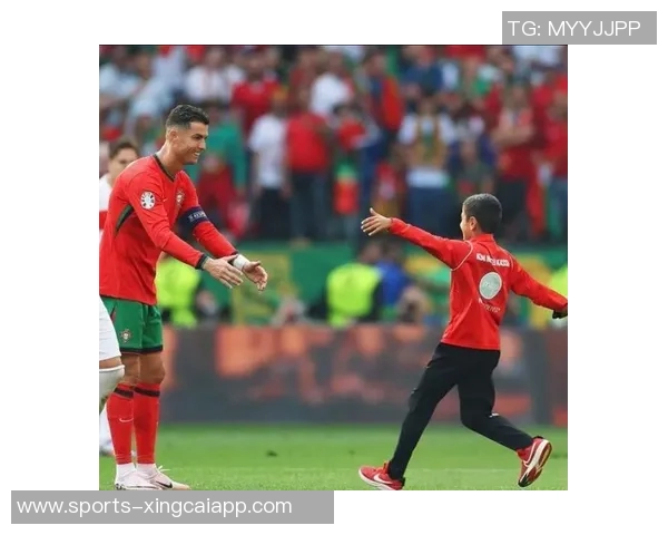 从球童到绝平英雄索博与C罗的时光交错之旅 从球童到绝平英雄索博与C罗的时光交错之旅