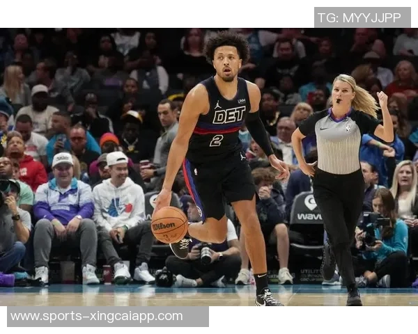 康宁汉姆末节狂砍9分主帅称其为关键时刻的超巨之选 康宁汉姆末节狂砍9分主帅称其为关键时刻的超巨之选