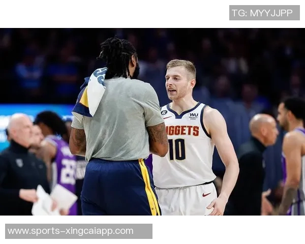 哈珀在本场比赛中表现出色荣膺最佳后卫超越费尔斯卡斯尔和福克斯 哈珀在本场比赛中表现出色荣膺最佳后卫超越费尔斯卡斯尔和福克斯