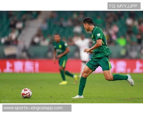 克尼佩尔称赞球队传导球表现出色大家积极为队友创造进攻机会