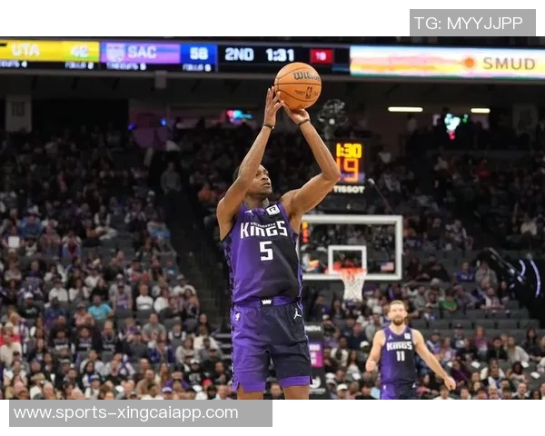 明天马刺对阵爵士福克斯因左内收肌紧张出战存疑